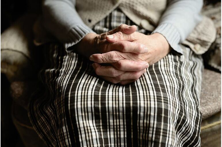 hands-human-old-human-age