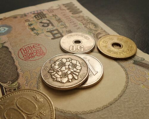japan-japanese-money-cash
