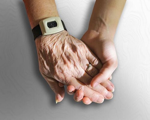 hands-old-young-holding